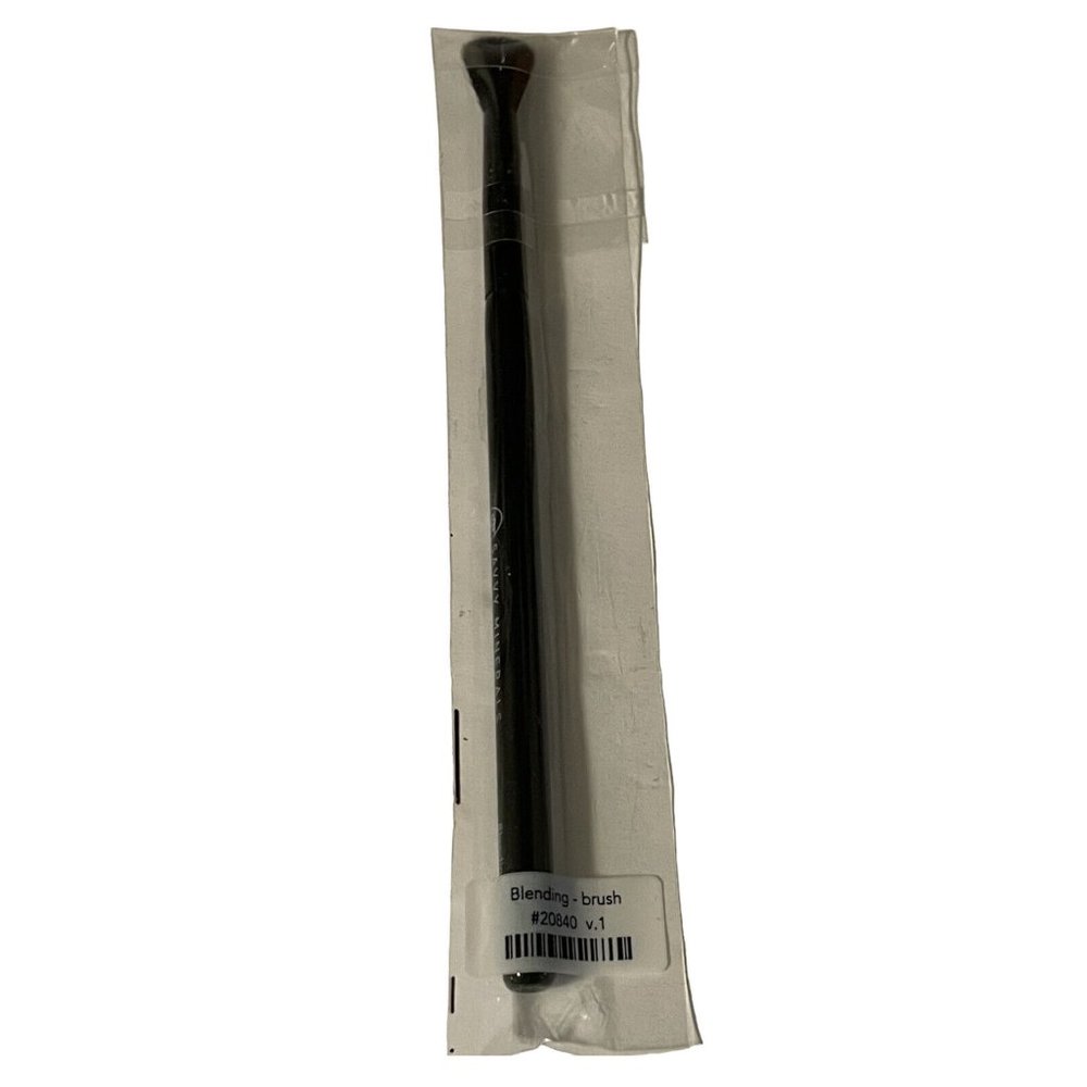 Savvy Minerals by Young Living Blending Brush 20840 Makeup Cosmetics